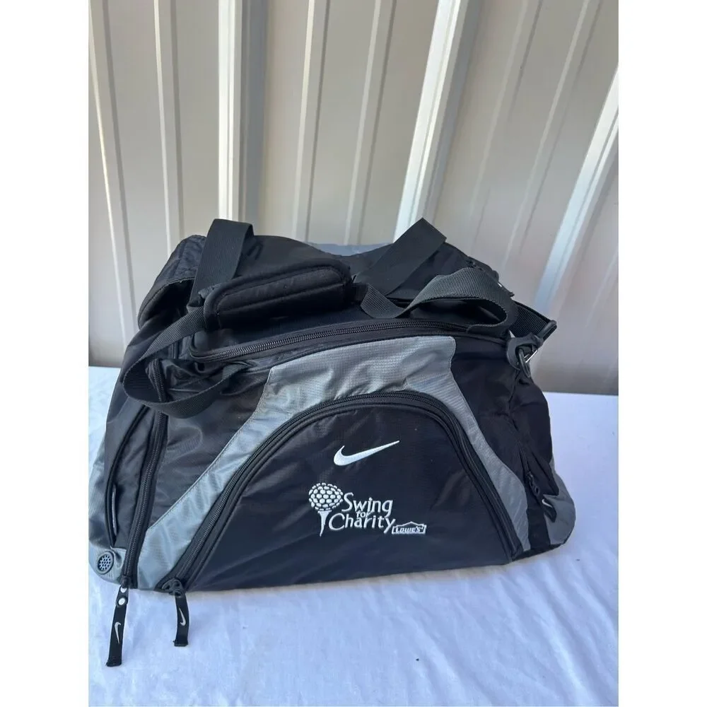Nike Golf duffle bag tote 20x13x10‎ shoulder strap and handles